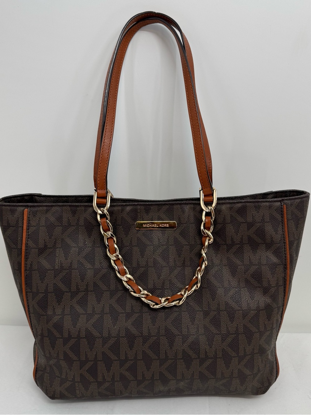 MICHAEL Kors Harper Large signature Tote With Drop Chain Brown Shoulder Bag